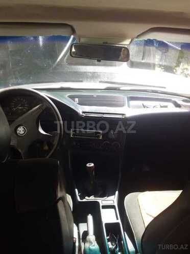 BMW 520 1988, 999,999 km - 2.0 l - Sumqayıt