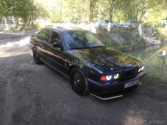 BMW 520 1993, 320,500 km - 2.0 l - Bakı
