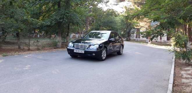 Mercedes C 240 2001, 316,985 km - 2.6 l - Sumqayıt