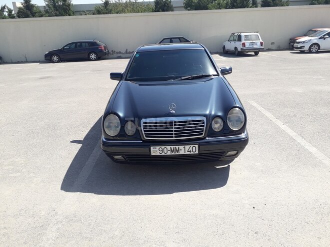 Mercedes E 230 1996, 267,800 km - 2.3 l - Sumqayıt