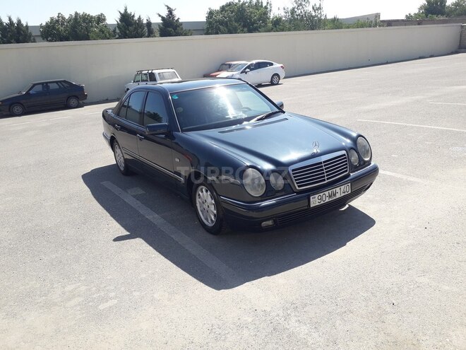 Mercedes E 230 1996, 267,800 km - 2.3 l - Sumqayıt