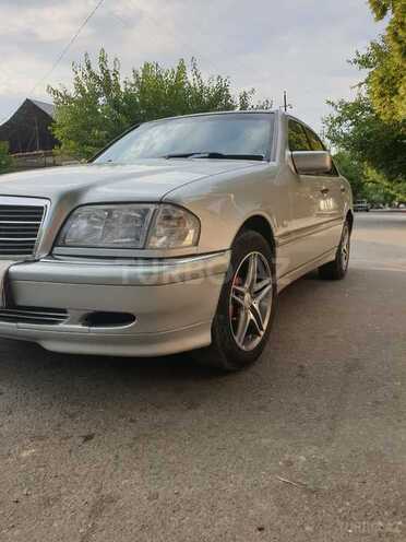 Mercedes C 240 1998, 142,334 km - 2.4 l - Gəncə