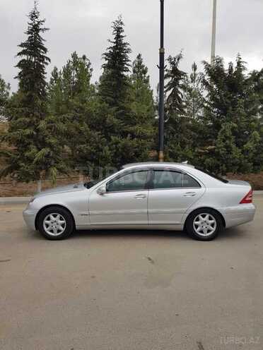 Mercedes C 200 2000, 237,346 km - 0.2 л - Şirvan
