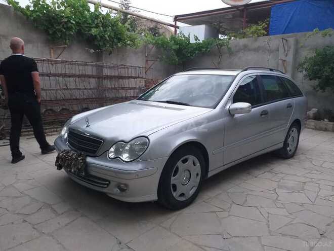Mercedes C 220 2007, 230,000 km - 2.2 l - Bakı