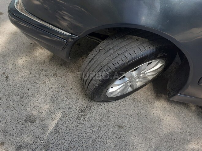 Mercedes E 240 1998, 237,680 km - 2.4 l - Bakı