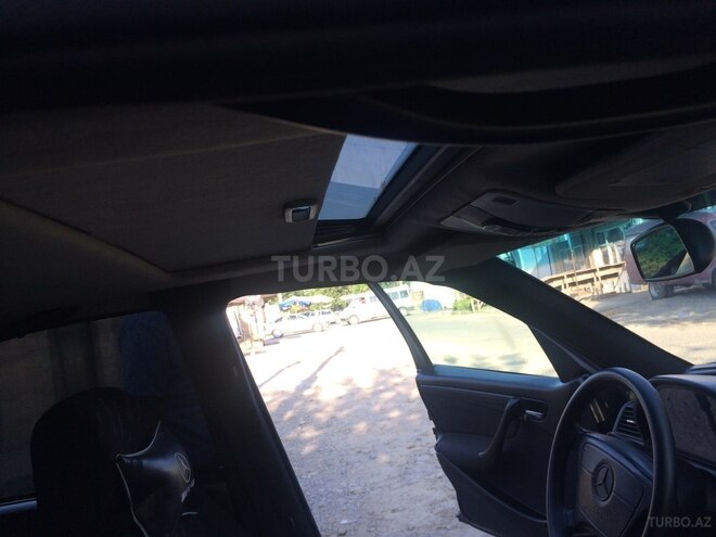 Mercedes C 180 1998, 235,000 km - 1.8 l - Salyan