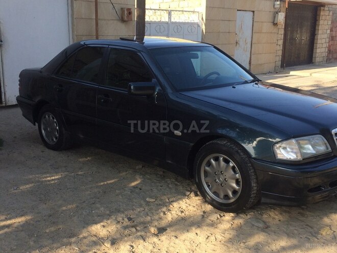 Mercedes C 180 1998, 235,000 km - 1.8 l - Salyan