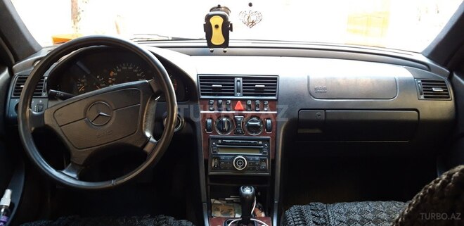 Mercedes C 220 2000, 498,000 km - 2.2 l - Bakı