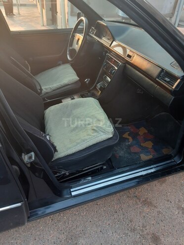 Mercedes E 230 1991, 258,695 km - 2.3 l - Bakı