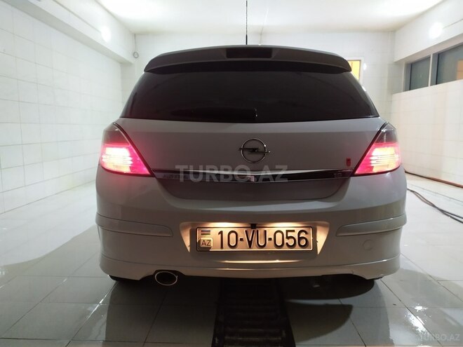 Opel Astra 2007, 218,000 km - 1.8 l - Bakı