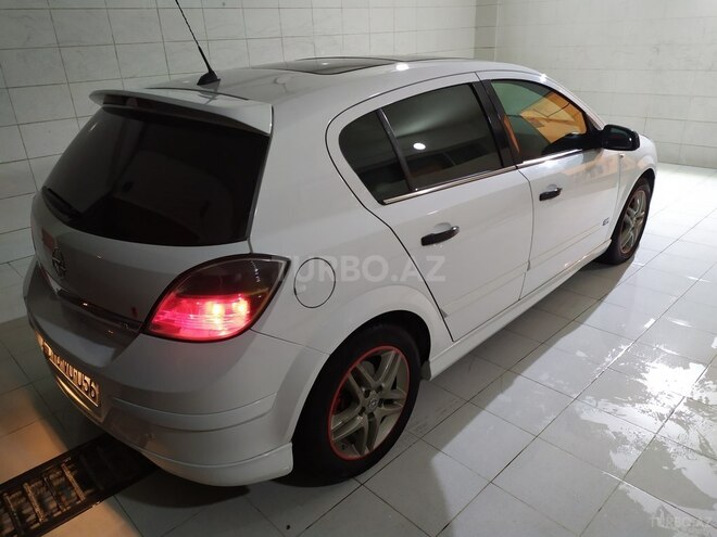 Opel Astra 2007, 218,000 km - 1.8 l - Bakı