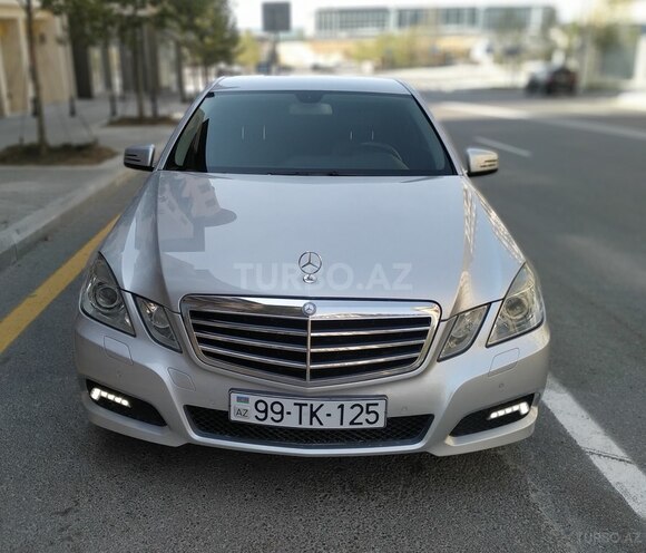 Mercedes E 220 2009, 181,000 km - 2.2 l - Bakı