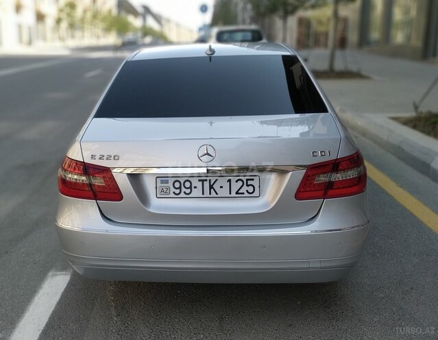 Mercedes E 220 2009, 181,000 km - 2.2 l - Bakı