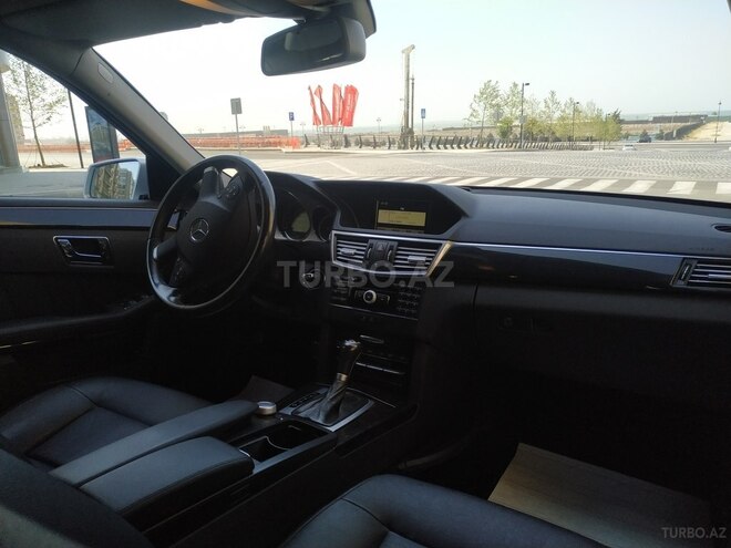 Mercedes E 220 2009, 181,000 km - 2.2 l - Bakı