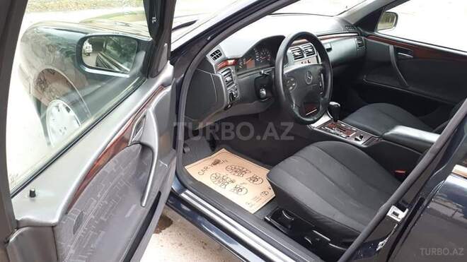 Mercedes E 200 2001, 285,500 km - 2.0 l - Gəncə