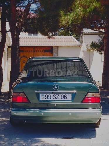 Mercedes E 220 1994, 450,000 km - 0.2 l - Bakı