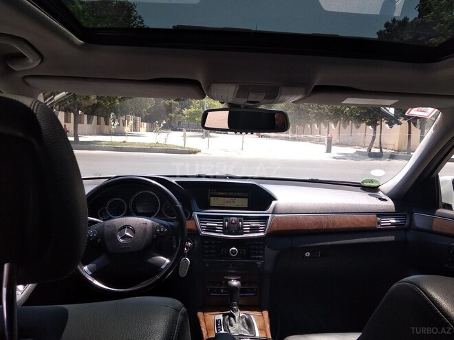 Mercedes E 220 2009, 204,500 km - 2.2 l - Bakı
