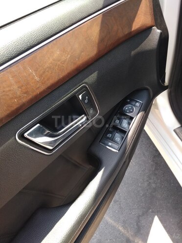 Mercedes E 220 2009, 204,500 km - 2.2 l - Bakı