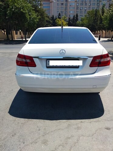 Mercedes E 220 2009, 204,500 km - 2.2 l - Bakı