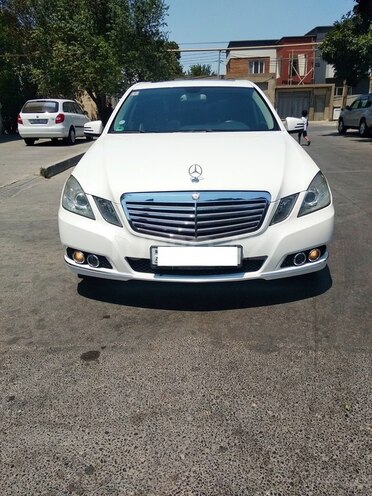 Mercedes E 220 2009, 204,500 km - 2.2 l - Bakı