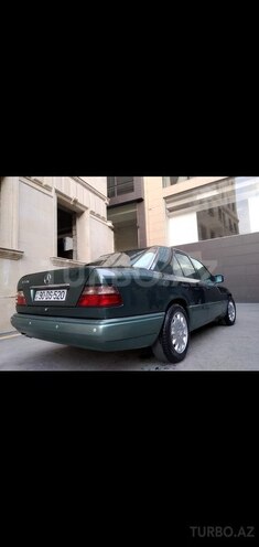 Mercedes E 220 1994, 450,000 km - 0.2 l - Bakı