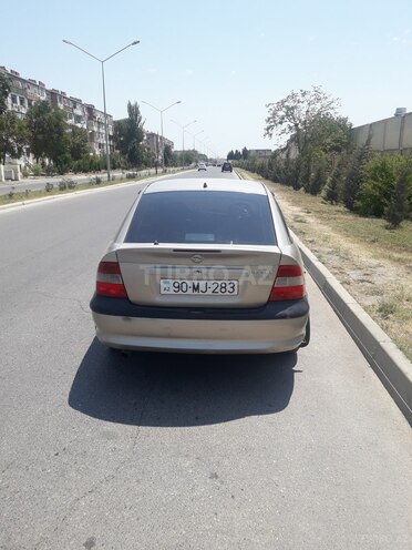 Opel Vectra 1998, 425,600 km - 1.6 l - Sumqayıt