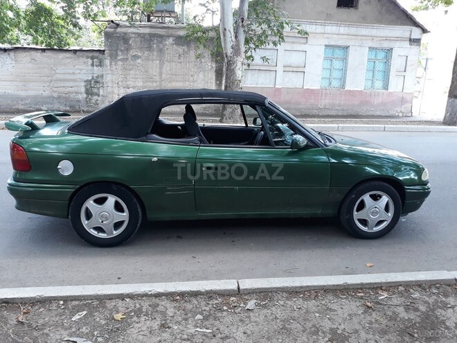 Opel Astra 1996, 250,000 km - 2.0 л - Gəncə