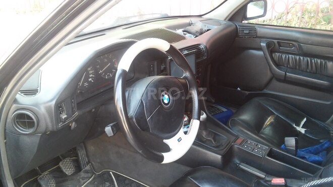 BMW 525 1994, 382,000 km - 2.5 l - Bakı