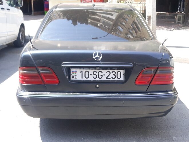Mercedes E 230 1997, 335,000 km - 2.3 l - Bakı