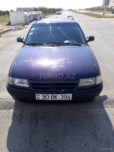Opel Astra 1994, 353,656 km - 1.6 l - Bakı