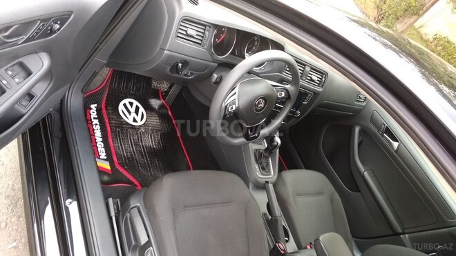 Volkswagen Jetta 2016, 59,080 km - 1.4 l - Yevlax