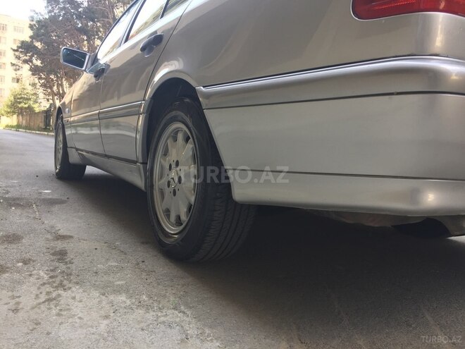 Mercedes C 180 1997, 298,468 km - 1.8 л - Bakı