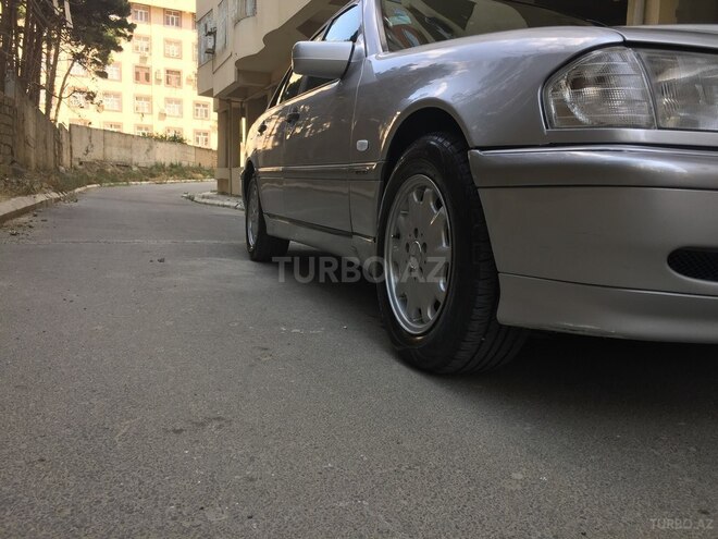 Mercedes C 180 1997, 298,468 km - 1.8 л - Bakı