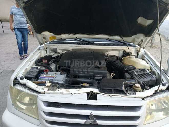 Mitsubishi Pajero io 2000, 201,041 km - 2.0 l - Xırdalan