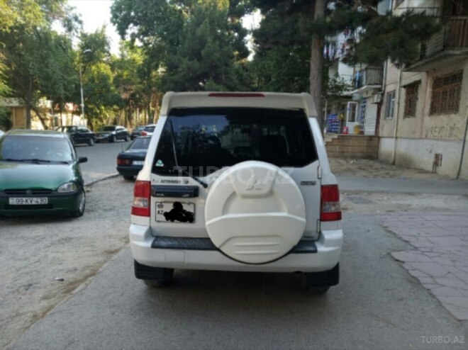 Mitsubishi Pajero io 2000, 201,041 km - 2.0 l - Xırdalan