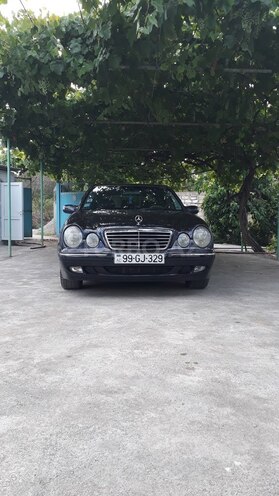 Mercedes E 270 2001, 365,000 km - 2.7 l - Bərdə