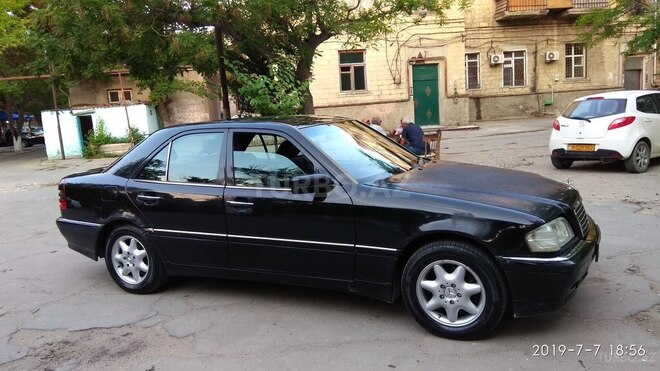 Mercedes C 230 1998, 245,000 km - 2.3 л - Sumqayıt