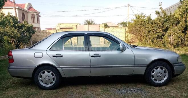 Mercedes C 180 1994, 317,000 km - 1.8 l - Saatlı