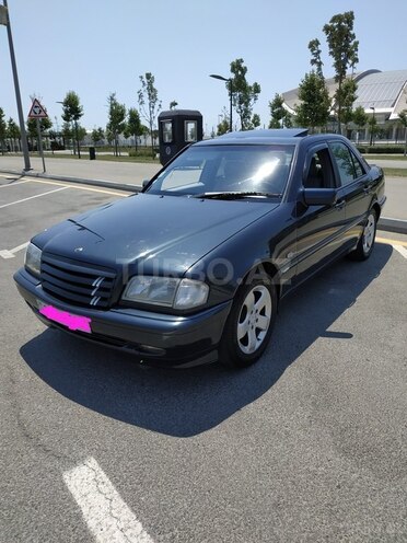 Mercedes C 200 1999, 167,000 km - 2.0 л - Bakı