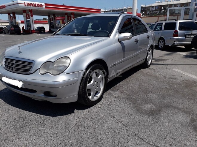 Mercedes C 220 2000, 322,235 km - 2.2 л - Xırdalan