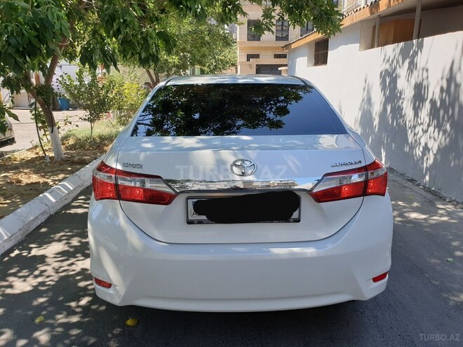 Toyota Corolla 2015, 82,000 km - 1.6 l - Bakı