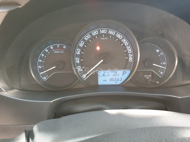 Toyota Corolla 2015, 82,000 km - 1.6 l - Bakı