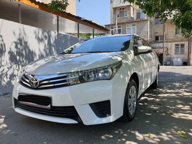 Toyota Corolla 2015, 82,000 km - 1.6 l - Bakı