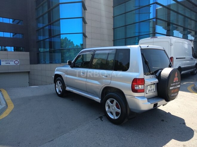 Mitsubishi Pajero io 2003, 222,000 km - 2.0 л - Sumqayıt