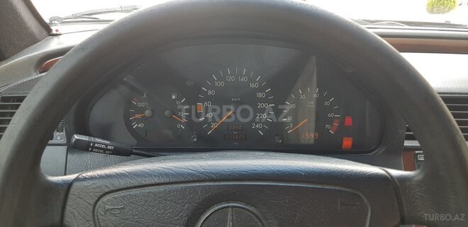 Mercedes C 220 1995, 415,000 km - 2.2 l - Gəncə