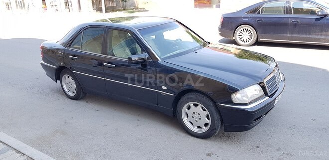 Mercedes C 220 1995, 415,000 km - 2.2 l - Gəncə