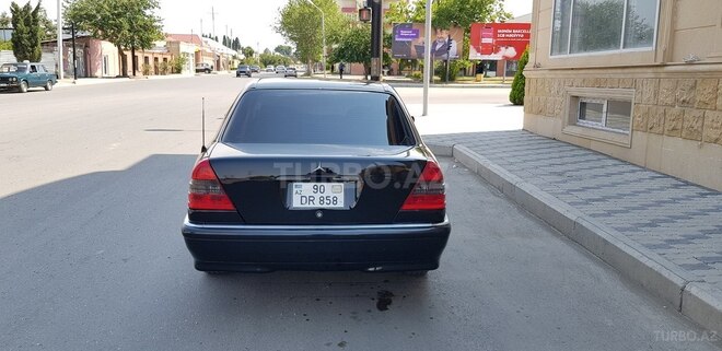Mercedes C 220 1995, 415,000 km - 2.2 l - Gəncə