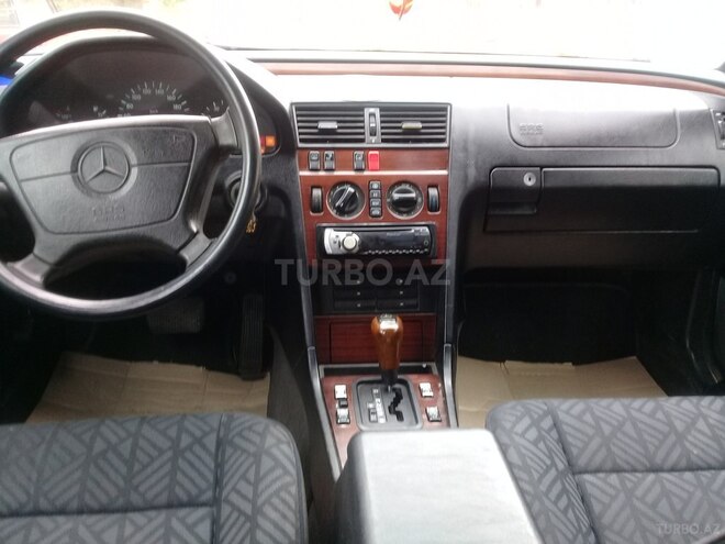 Mercedes C 180 1995, 385,000 km - 1.8 l - Qazax
