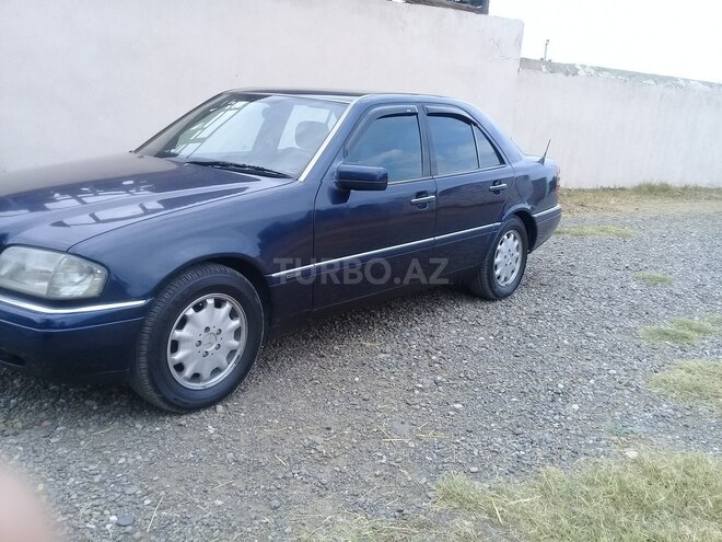 Mercedes C 180 1995, 385,000 km - 1.8 l - Qazax
