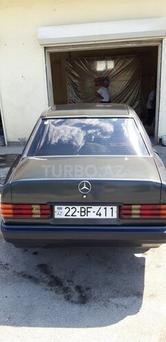 Mercedes 190 1990, 200,000 km - 2.0 л - Ucar